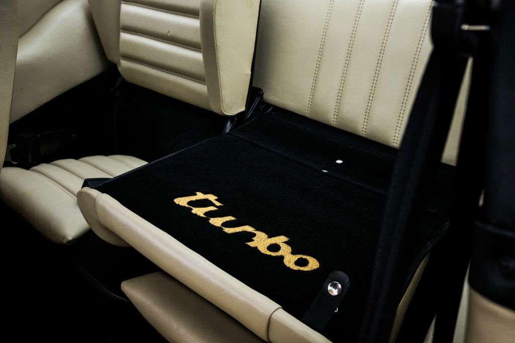 Porsche 911 Turbo 3.3