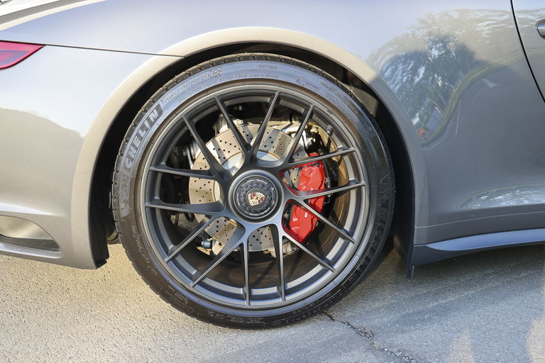 Porsche 991.2 Carrera 4 GTS