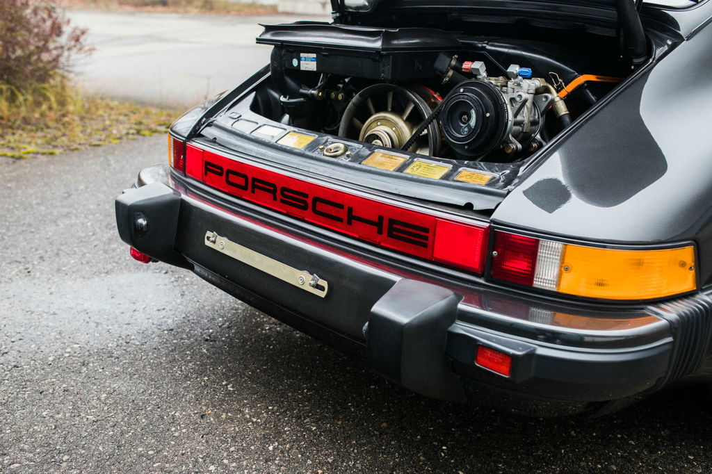 Porsche 911 Turbo 3.3