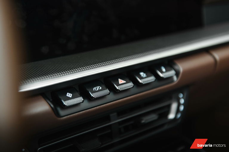 Porsche 992 Carrera 4