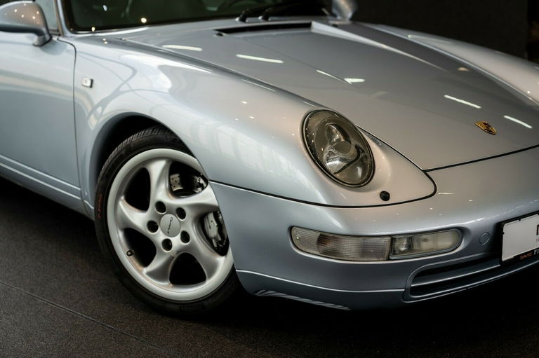 Porsche 993 Carrera 4