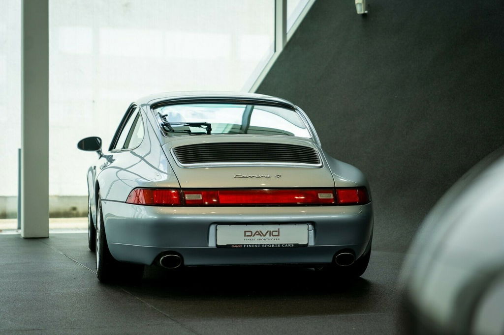 Porsche 993 Carrera 4