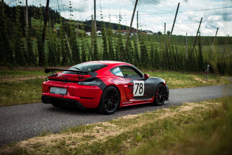 Porsche 718 Cayman GT4