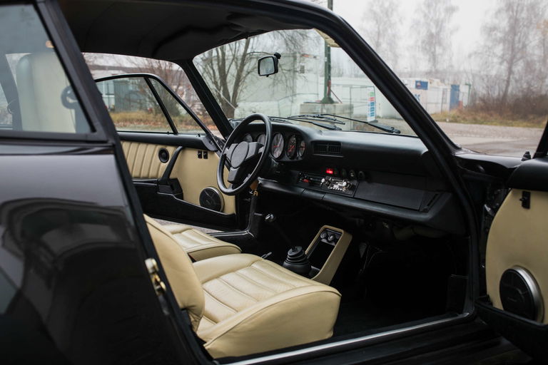 Porsche 911 Turbo 3.3