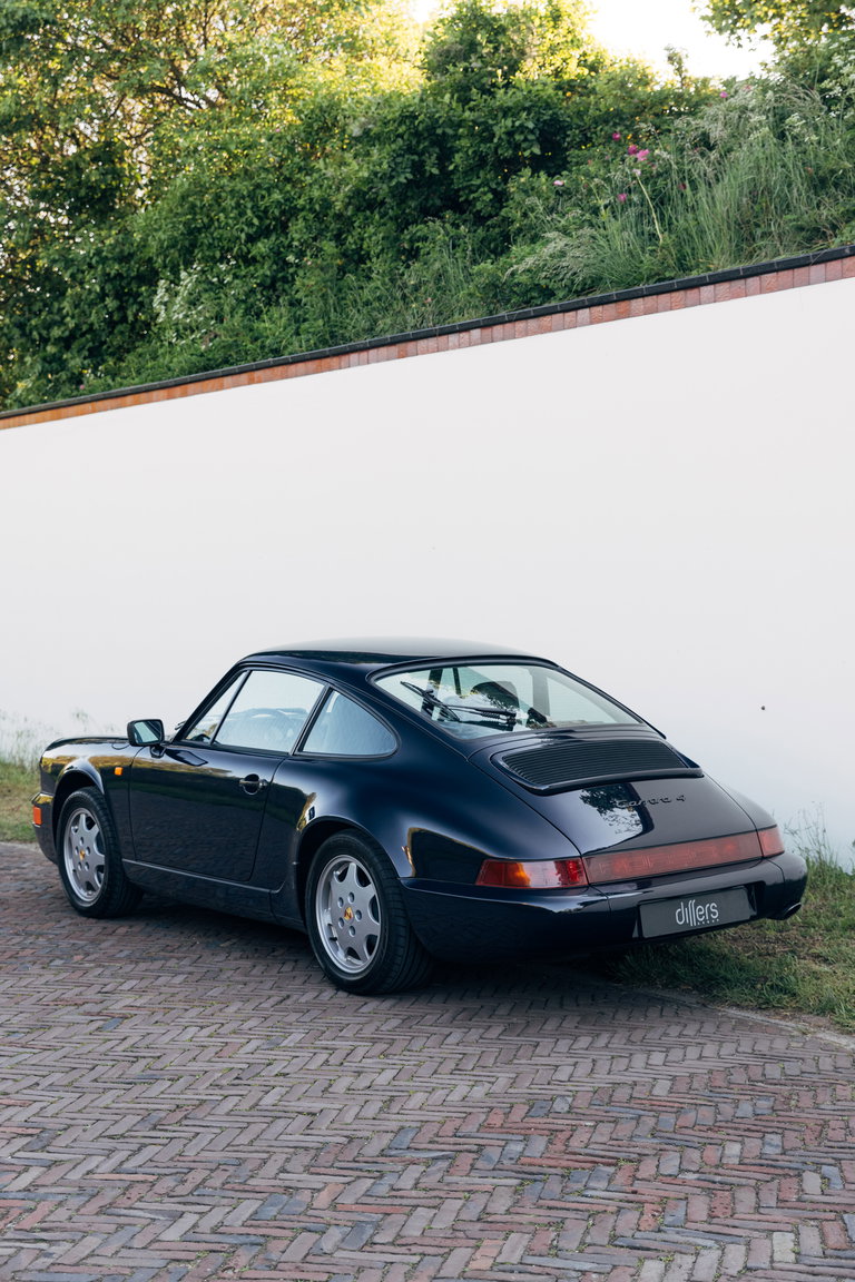 Porsche 964 Carrera 4