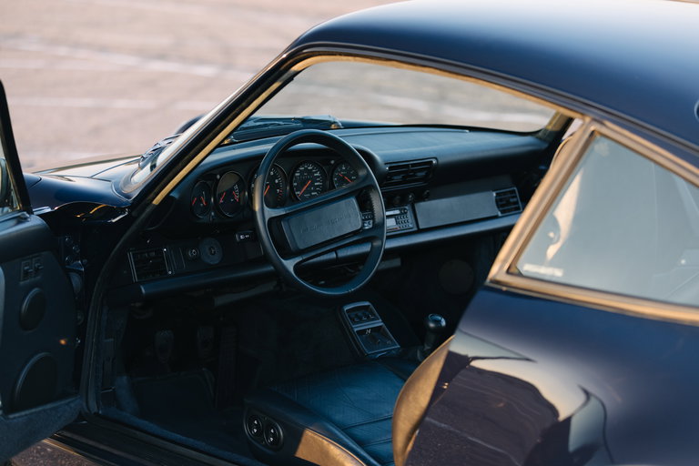 Porsche 964 Carrera 4