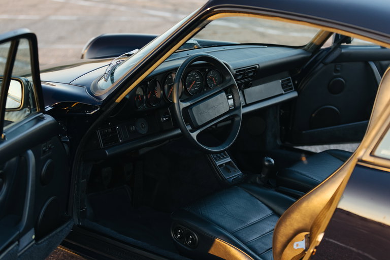 Porsche 964 Carrera 4
