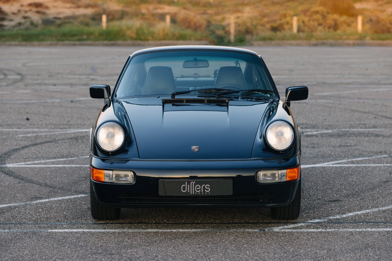 Porsche 964 Carrera 4