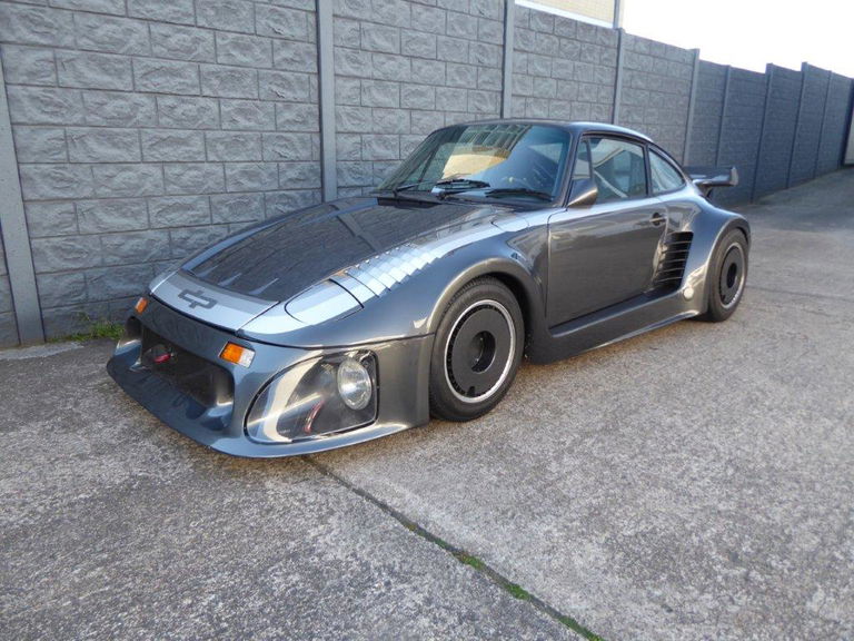 Porsche 911 Modified