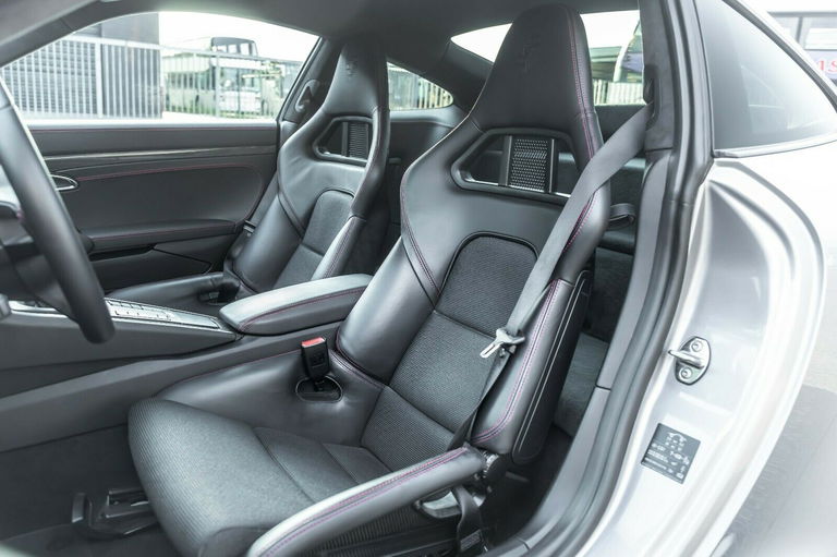 Porsche 991 GT3 Touring