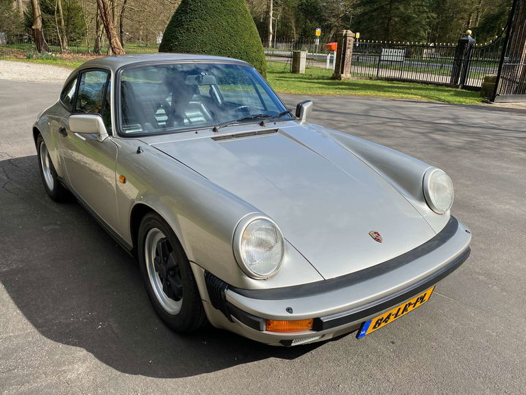 Porsche 911 Carrera 3.2