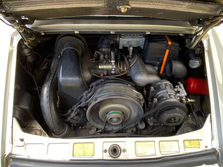 Porsche 911 Carrera 3.2