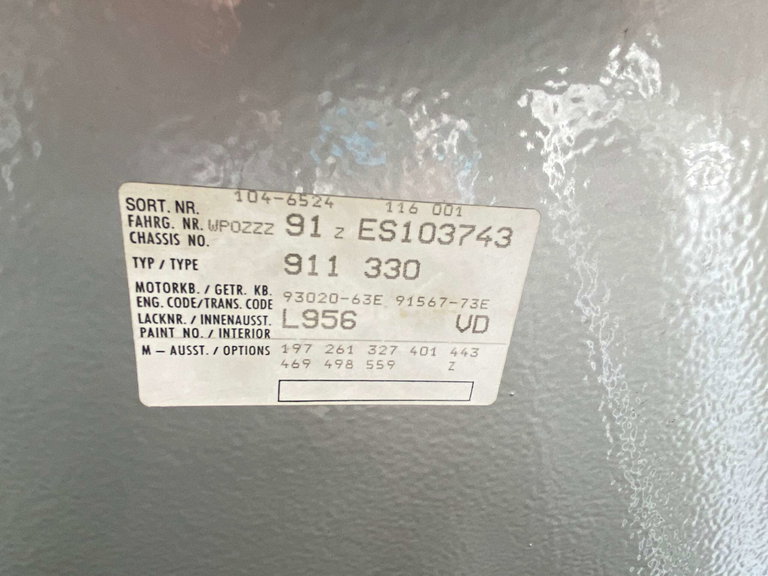 Porsche 911 Carrera 3.2