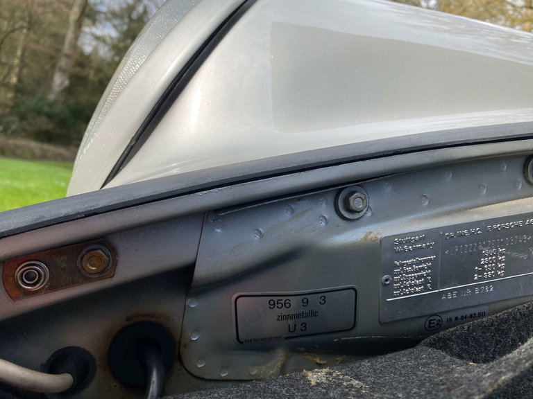 Porsche 911 Carrera 3.2