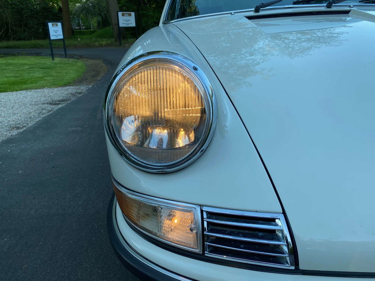 Porsche 911 S (F-Modell)