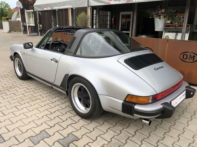 Porsche 911 Carrera 3.2