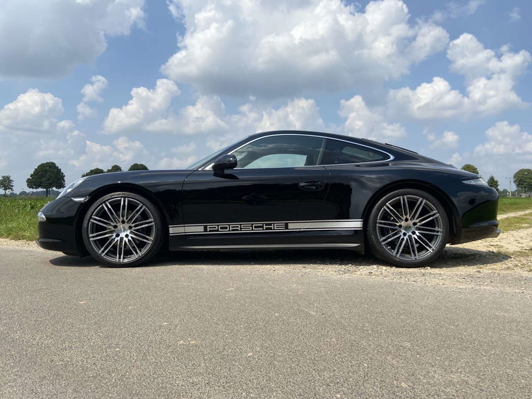 Porsche 991 Carrera 4