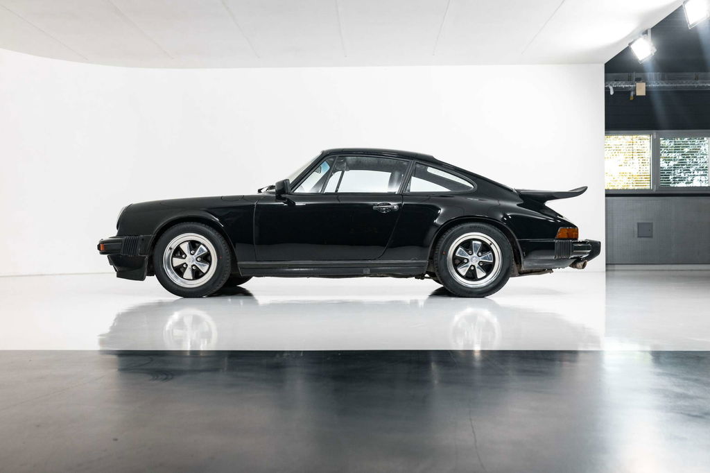 Porsche 911 Carrera 3.2 (US)