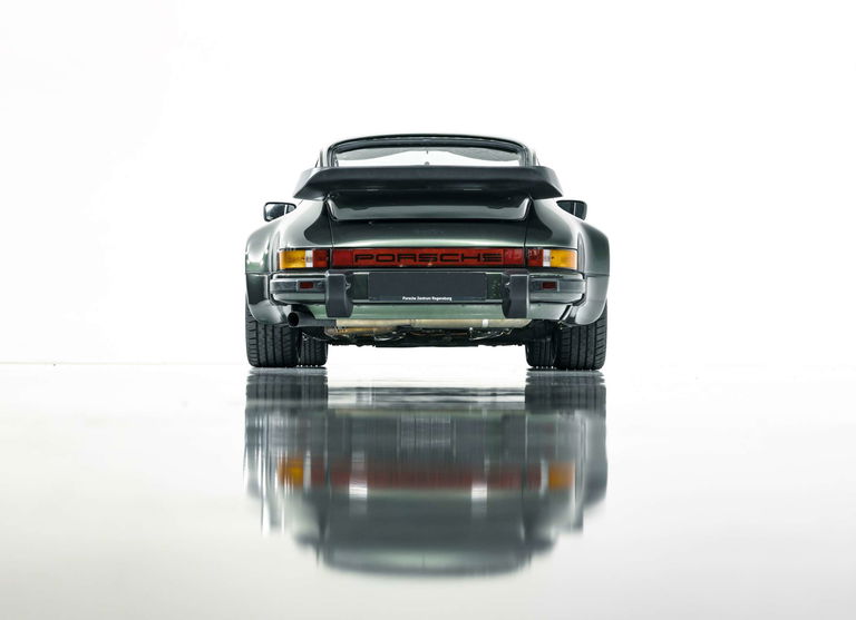 Porsche 911 Turbo 3.3