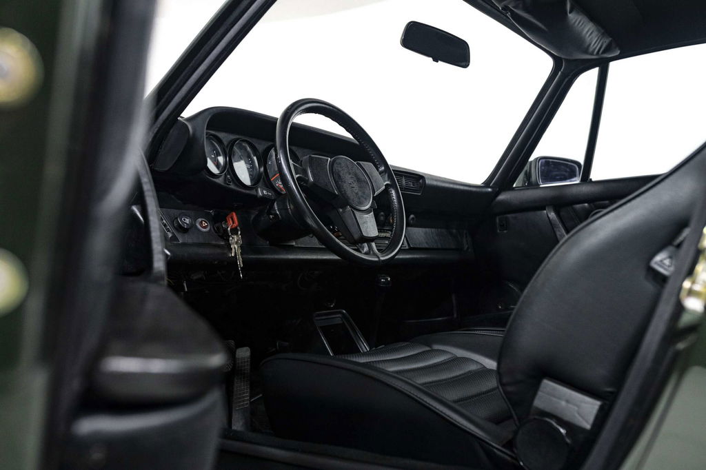 Porsche 911 Turbo 3.3