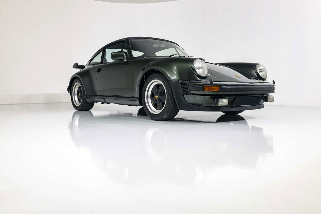 Porsche 911 Turbo 3.3