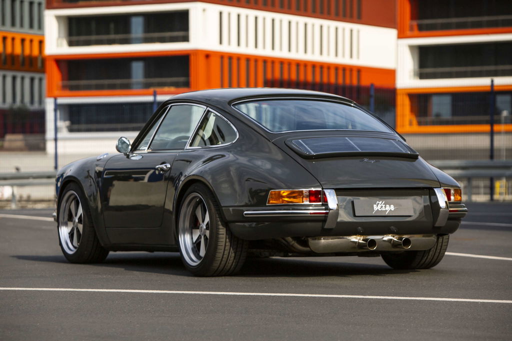 Porsche 911 Backdate