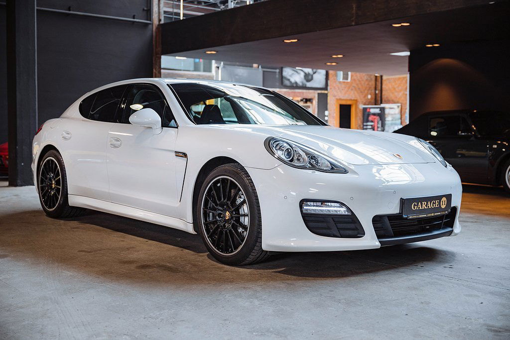 Porsche Panamera 4S