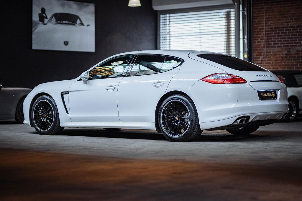 Porsche Panamera 4S