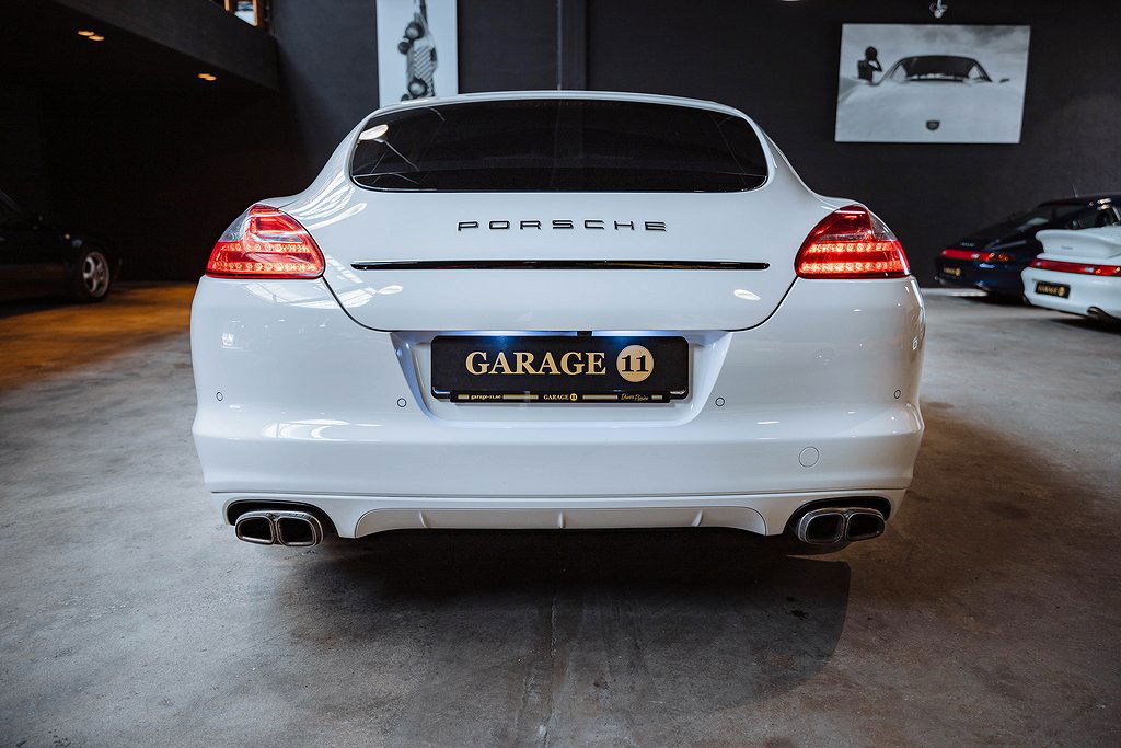 Porsche Panamera 4S
