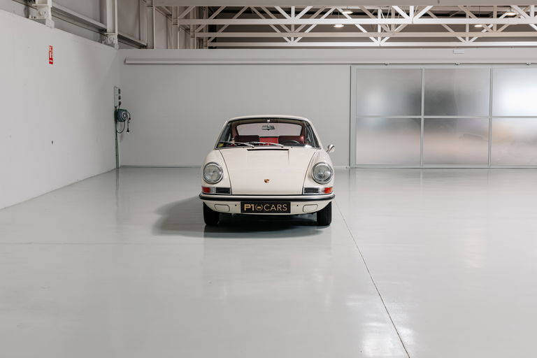 Porsche 911 S (F-Modell)