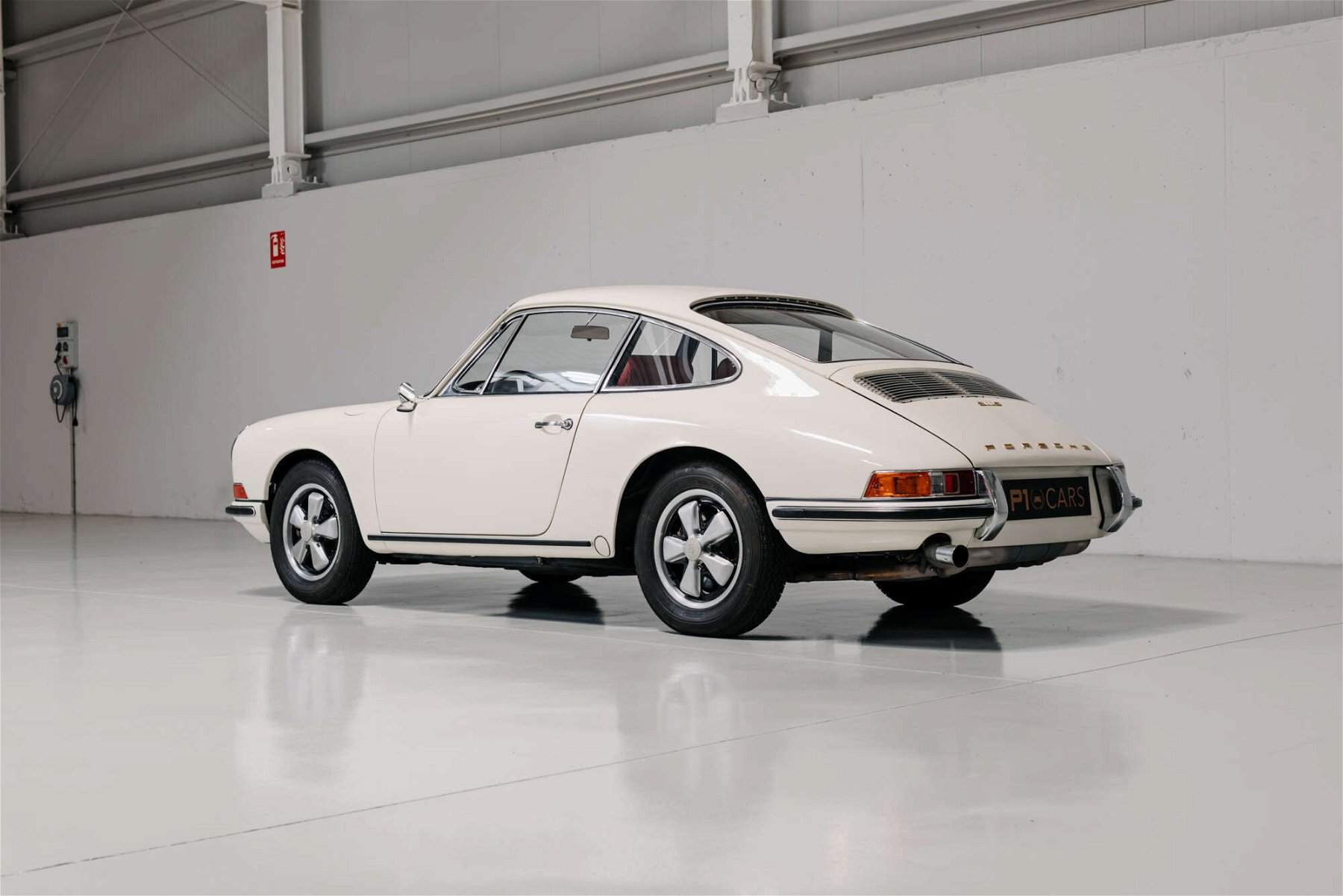 Porsche 911 S 1966  - Marketplace for Porsche Sports Cars