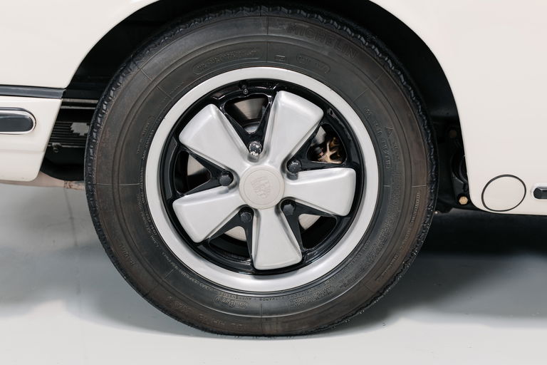 Porsche 911 S (F-Modell)