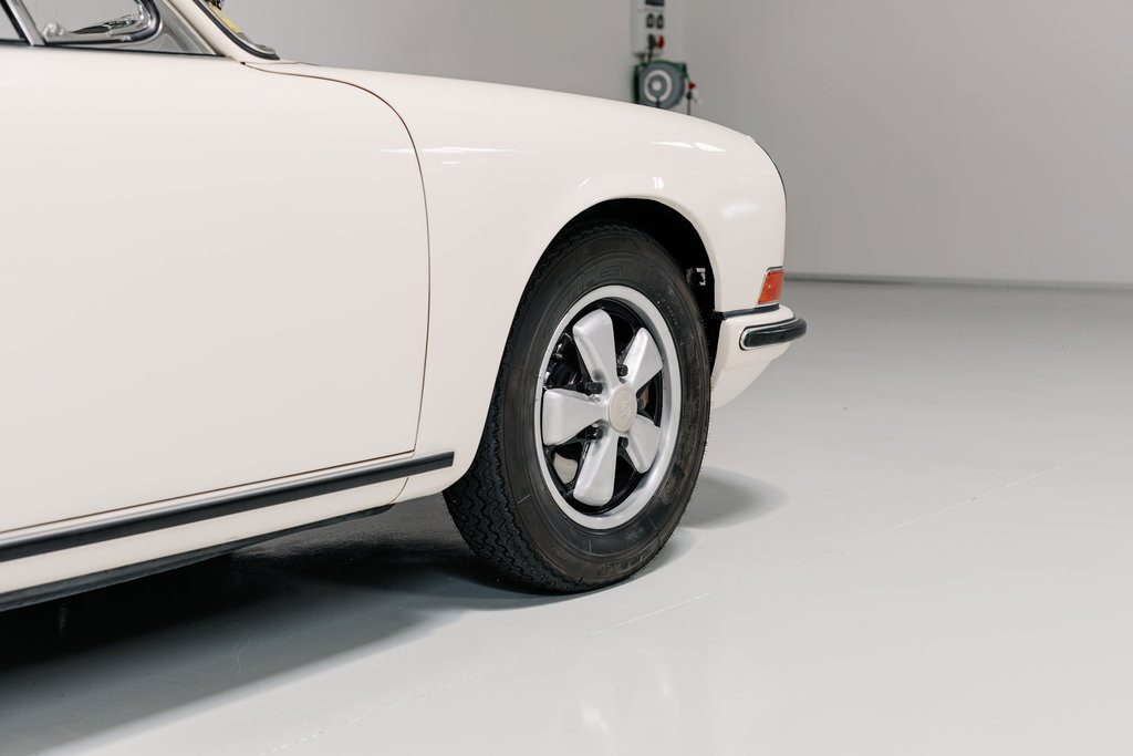 Porsche 911 S (F-Modell)