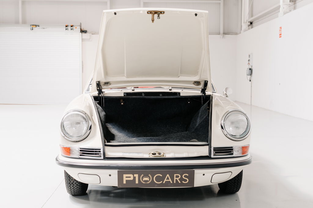 Porsche 911 S (F-Modell)