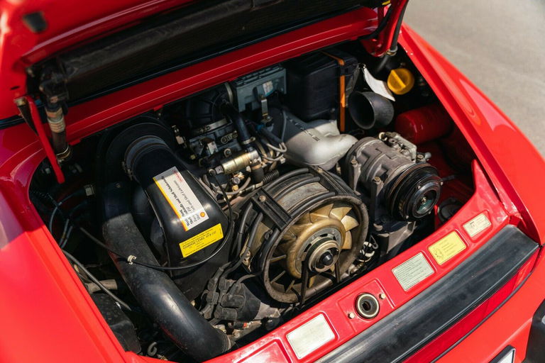 Porsche 911 Carrera 3.2 (US)