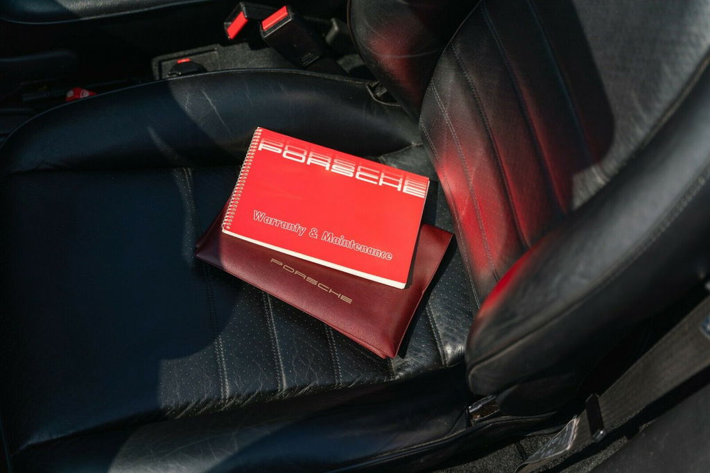 Porsche 911 Carrera 3.2 (US)