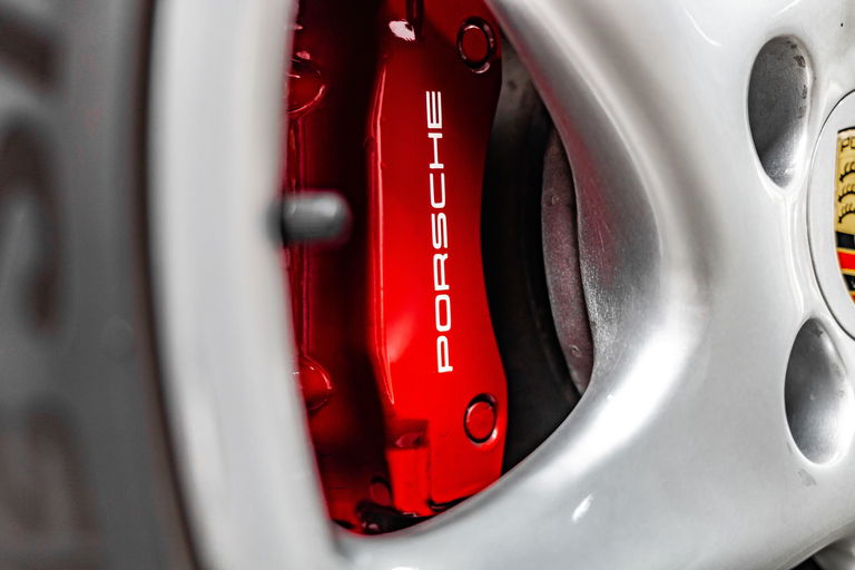 Porsche 996 Carrera 4