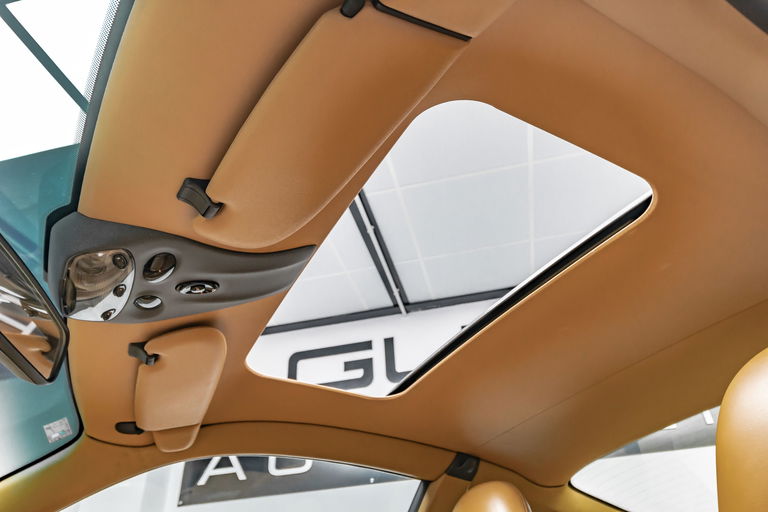 Porsche 996 Carrera 4