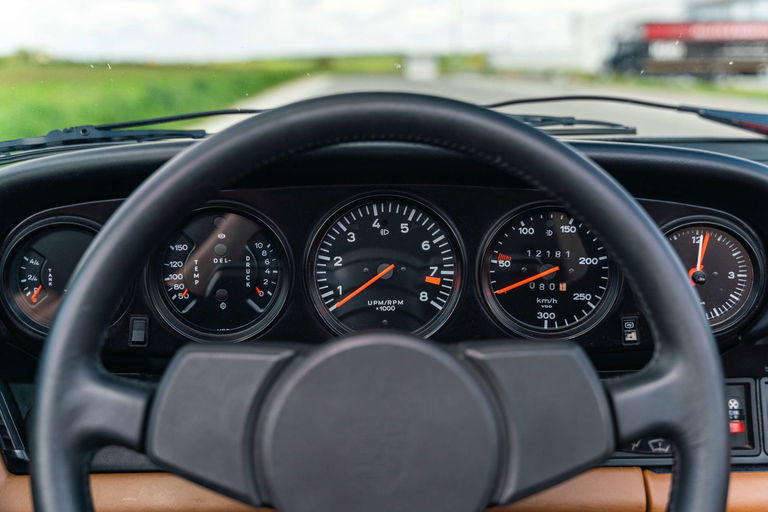 Porsche 911 Carrera 2,7