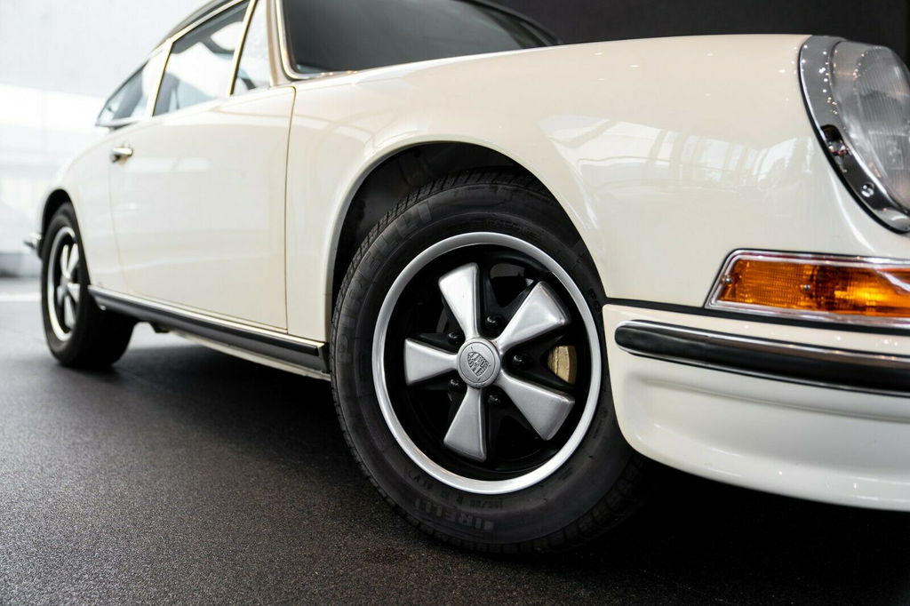 Porsche 911 S (F-Modell)