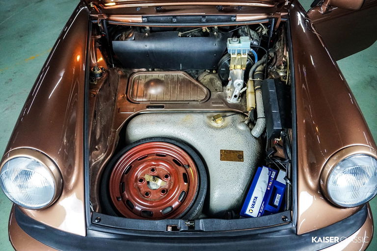 Porsche 911 Carrera 3.2