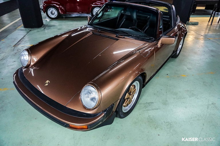 Porsche 911 Carrera 3.2
