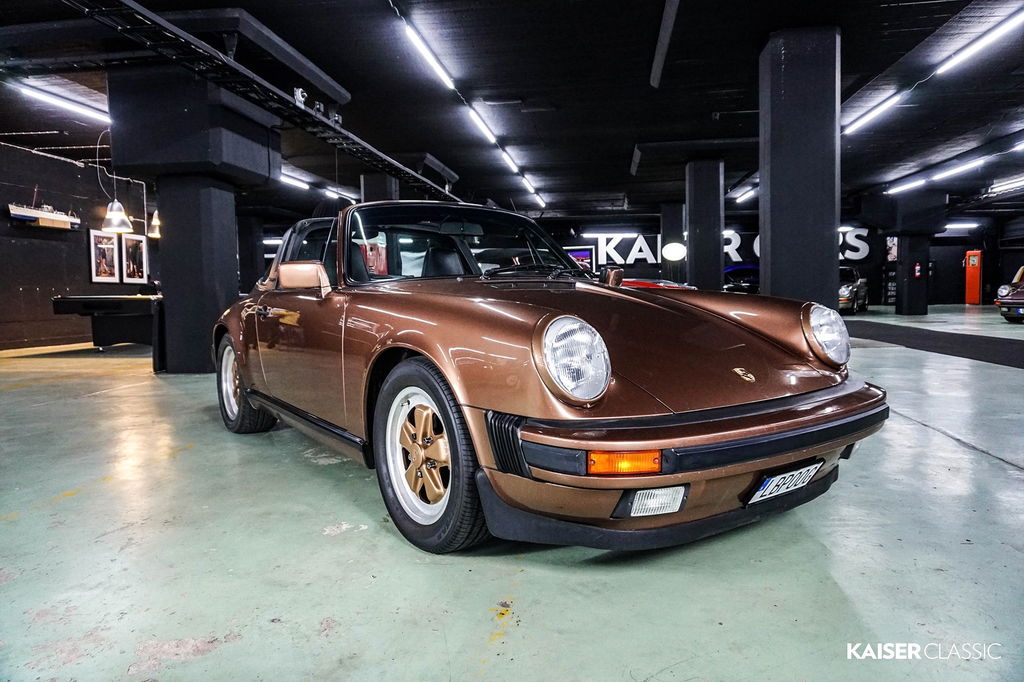 Porsche 911 Carrera 3.2