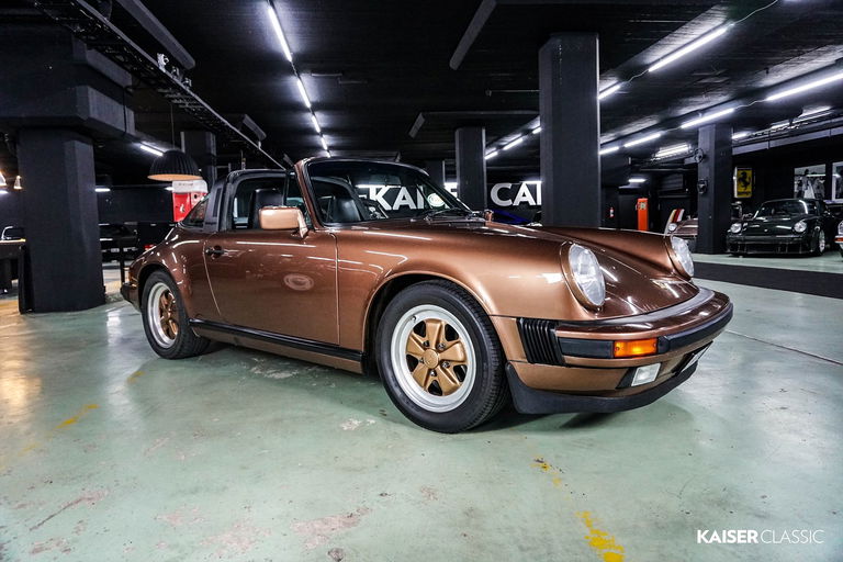 Porsche 911 Carrera 3.2