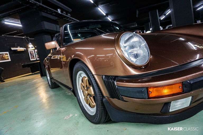 Porsche 911 Carrera 3.2