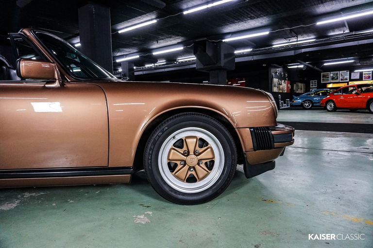 Porsche 911 Carrera 3.2