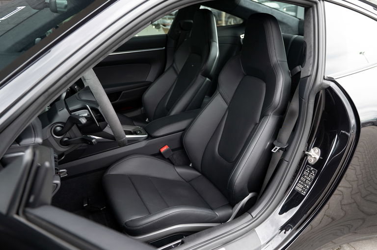 Porsche 992 Carrera S