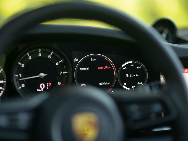 Porsche 992 Carrera S