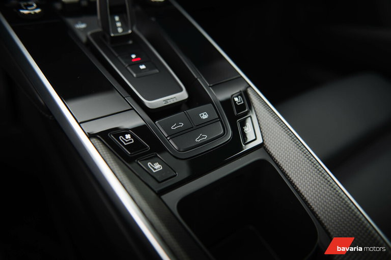 Porsche 992 Belgian Legend Edition