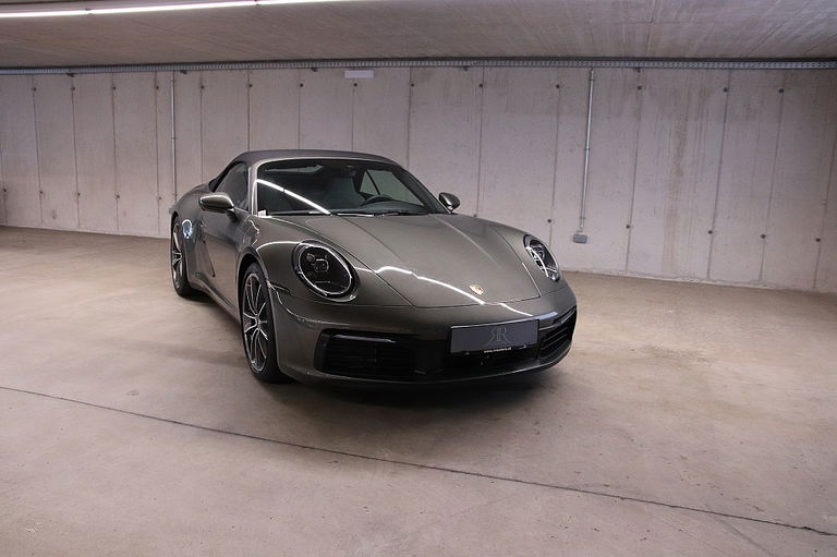 Porsche 992 Carrera